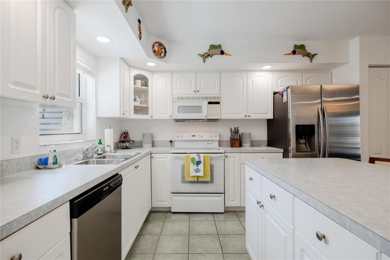 2630 N Beach Road, Englewood, FL 34223 Photo