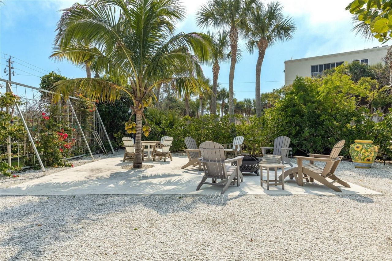 2630 N Beach Road, Englewood, FL 34223 Photo