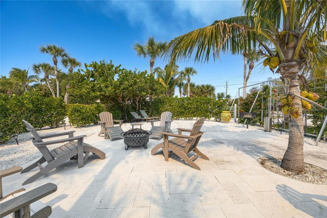 2630 N Beach Road, Englewood, FL 34223 Photo