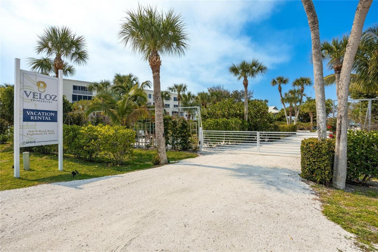 2630 N Beach Road, Englewood, FL 34223 Photo