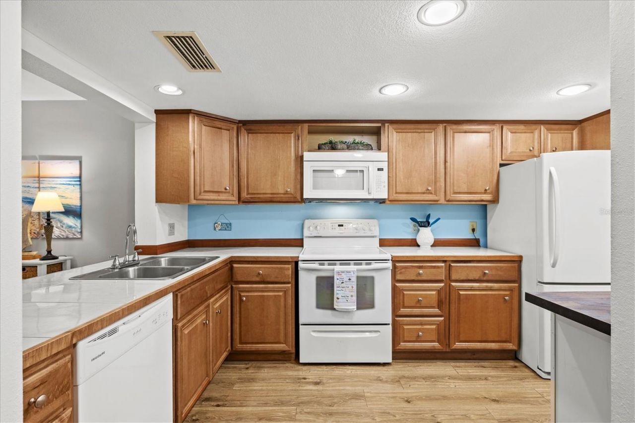 404 Pinebrook Crescent, Unit 4, Venice, FL 34285 Photo