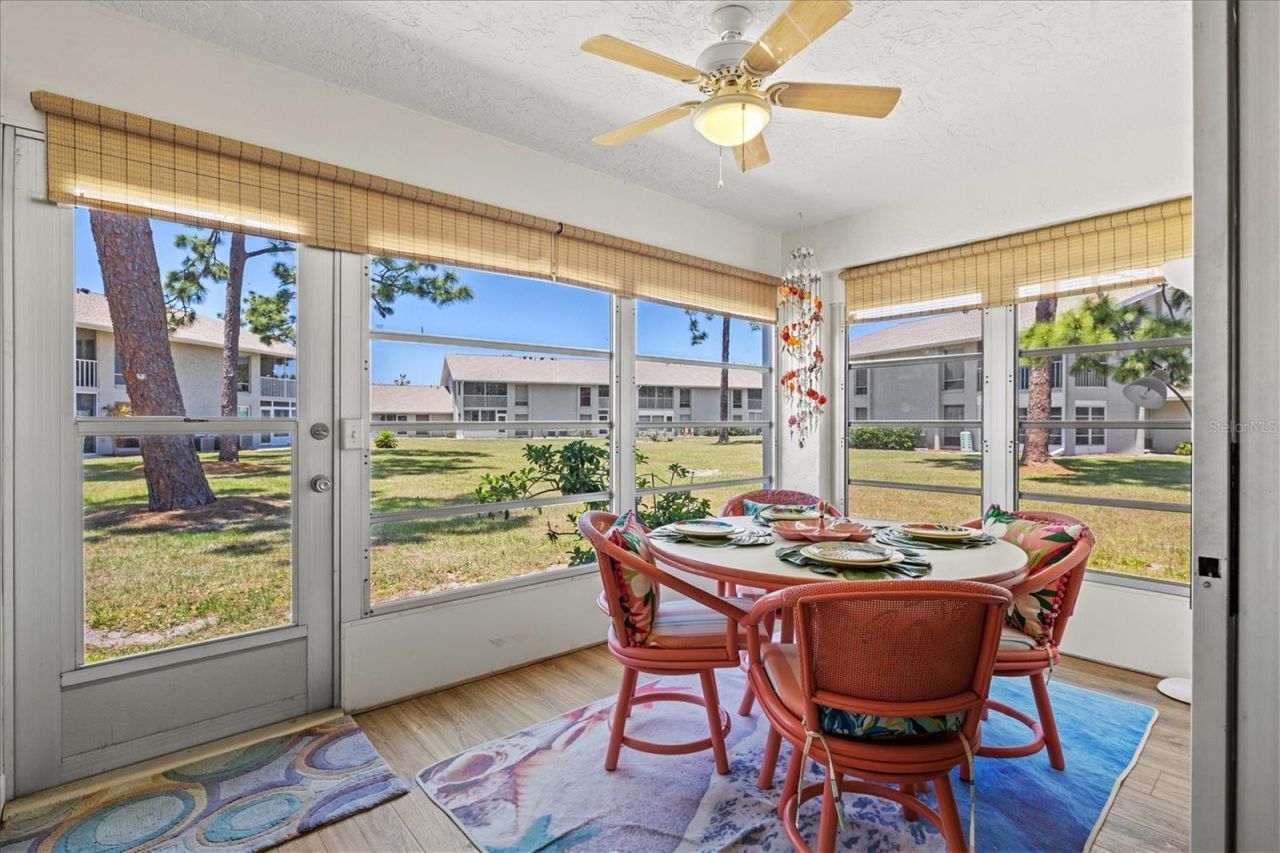 404 Pinebrook Crescent, Unit 4, Venice, FL 34285 Photo
