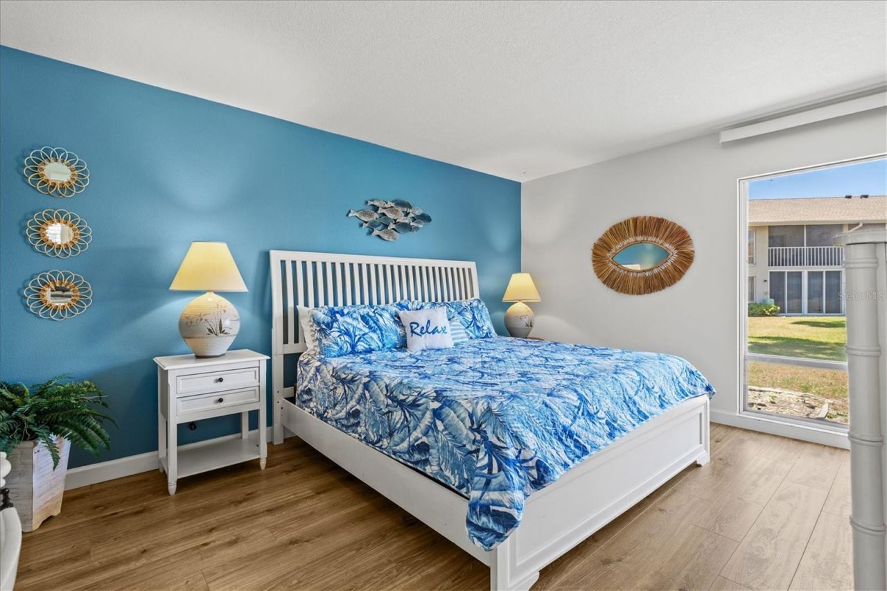 404 Pinebrook Crescent, Unit 4, Venice, FL 34285 Photo
