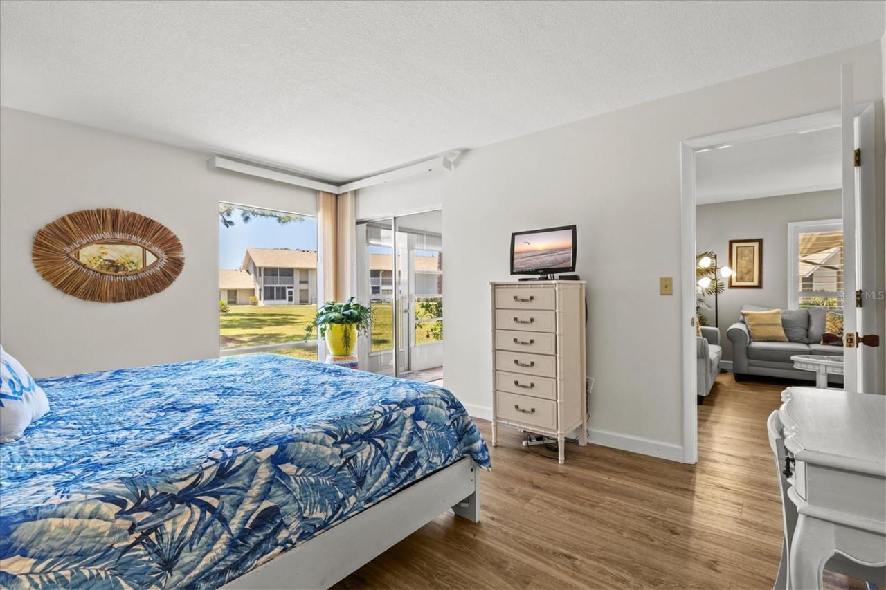 404 Pinebrook Crescent, Unit 4, Venice, FL 34285 Photo