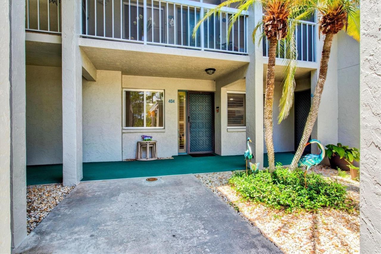 404 Pinebrook Crescent, Unit 4, Venice, FL 34285 Photo