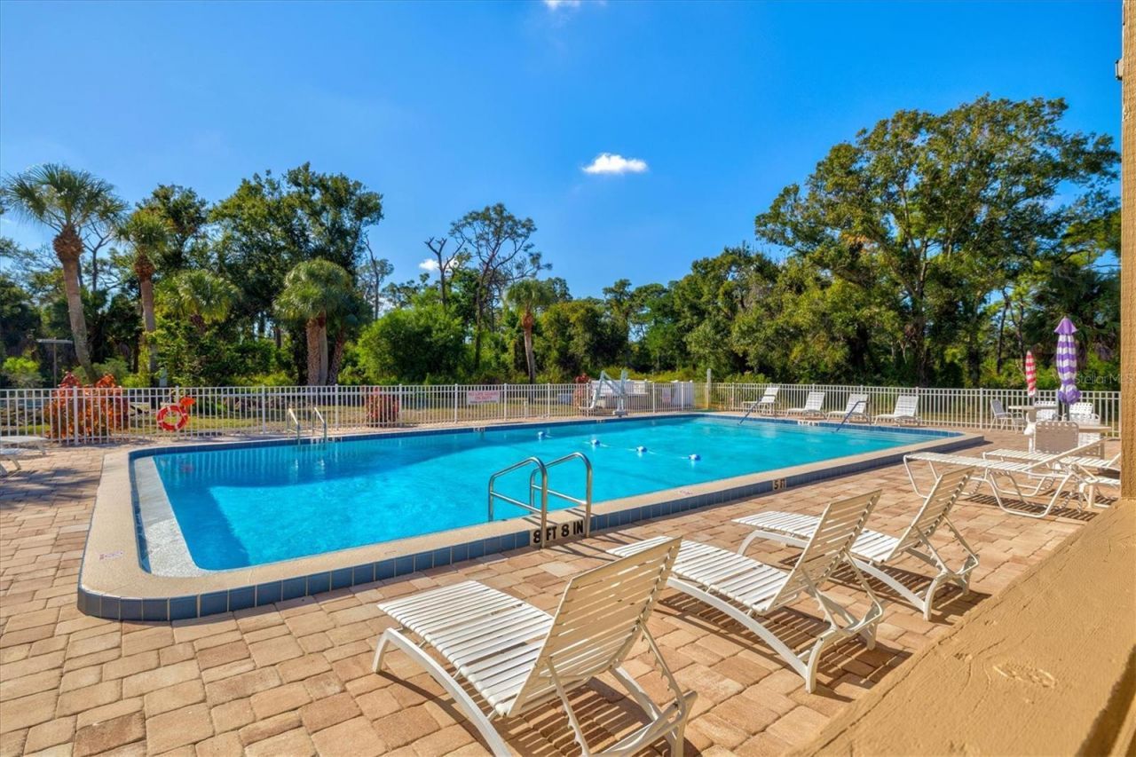 404 Pinebrook Crescent, Unit 4, Venice, FL 34285 Photo