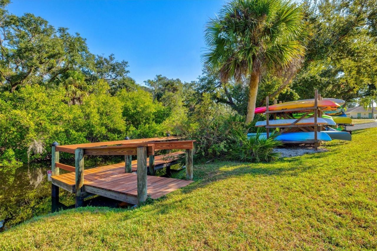 404 Pinebrook Crescent, Unit 4, Venice, FL 34285 Photo