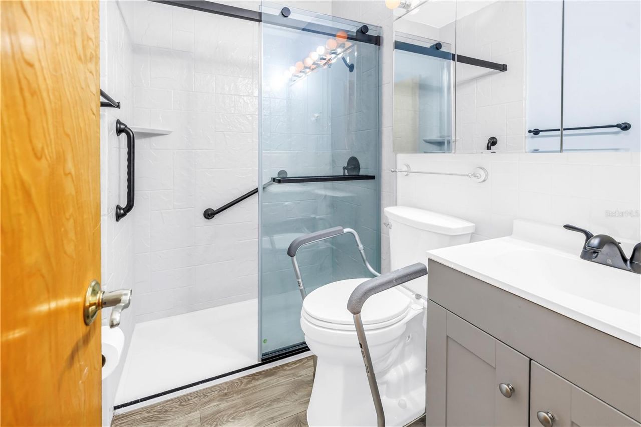 4143 56th Street N, Unit 1006, Kenneth City, FL 33709 Photo