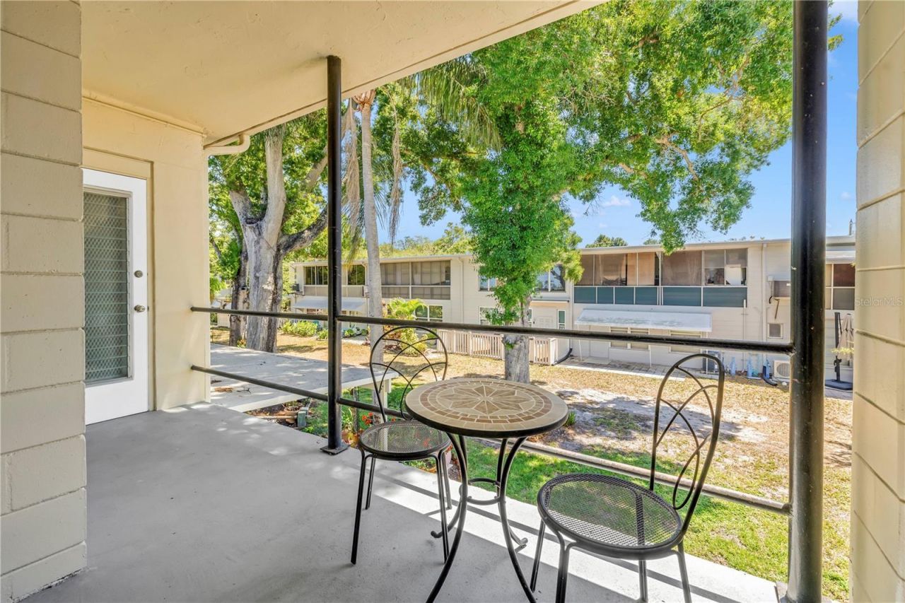 4143 56th Street N, Unit 1006, Kenneth City, FL 33709 Photo