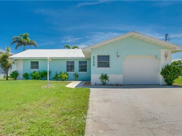 2708 Mangrove ST, ST. JAMES CITY, FL 33956