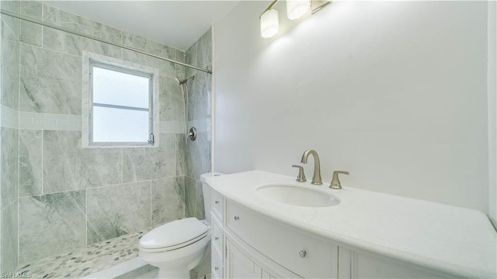 2708 Mangrove St, Saint James City, FL 33956 Photo