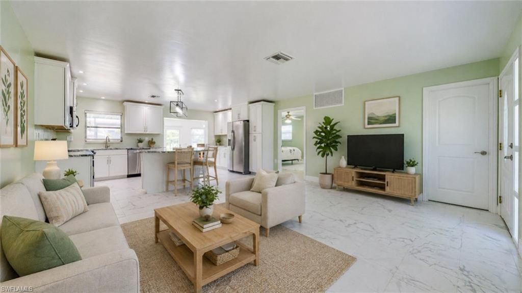 2708 Mangrove St, Saint James City, FL 33956 Photo