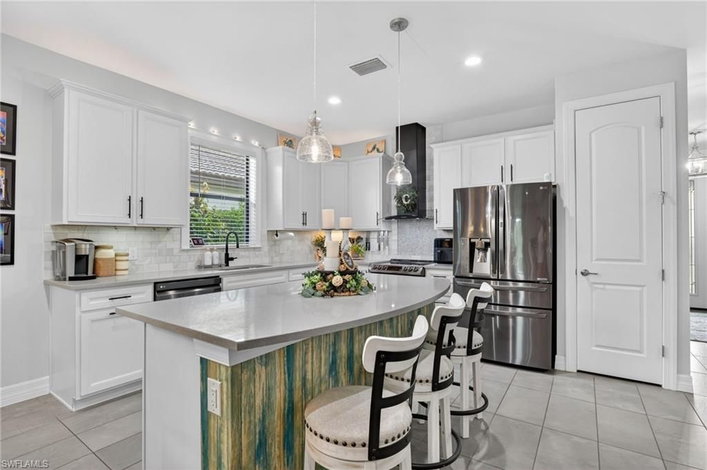 3573 E Hampton Cir, Alva, FL 33920 Photo
