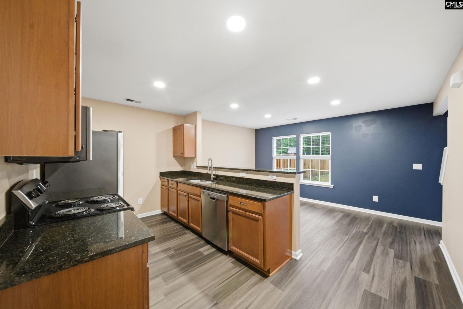 233 Sunday Silence Lane  Photo 4