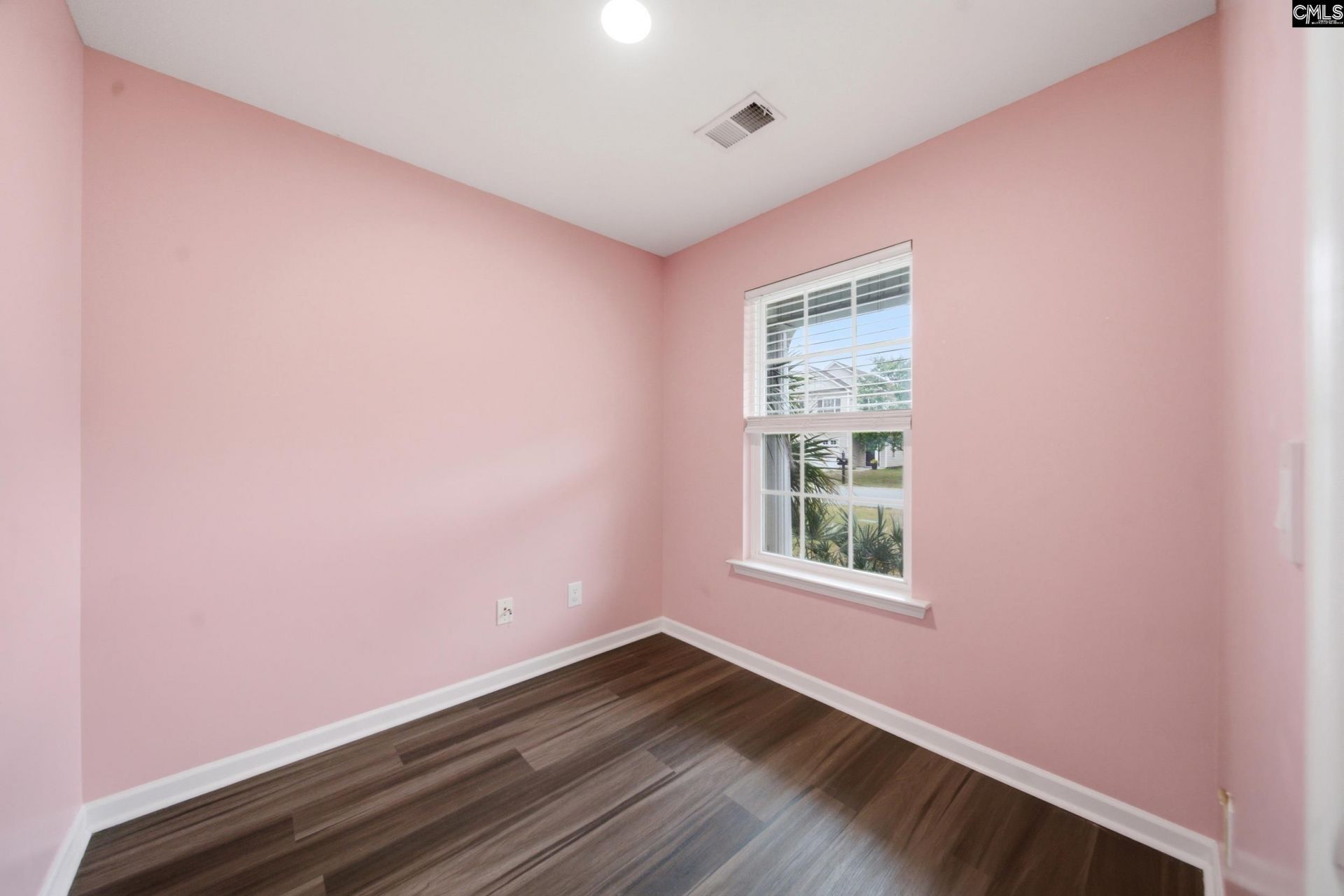 233 Sunday Silence Lane  Photo 6