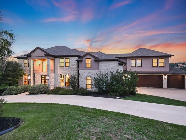105 N Lowell LN, Austin, TX 78733