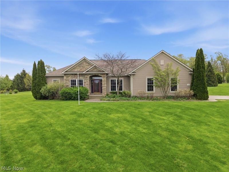 690 Lang Farm Drive, Medina, OH 44256 Photo 1