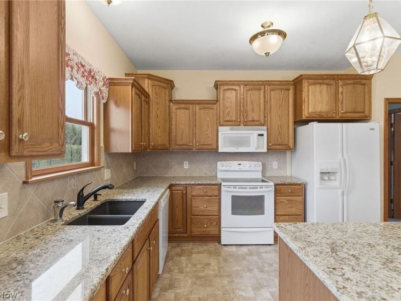 690 Lang Farm Drive, Medina, OH 44256 Photo 21
