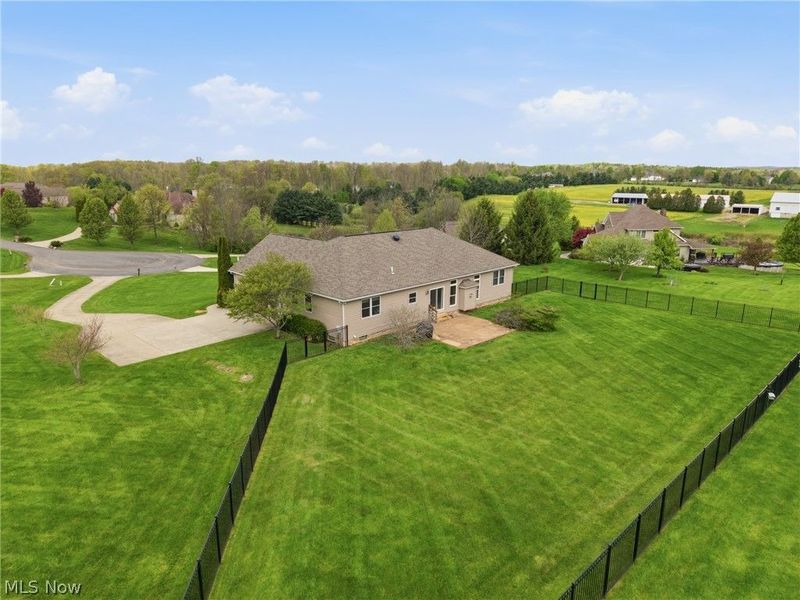690 Lang Farm Drive, Medina, OH 44256 Photo 8