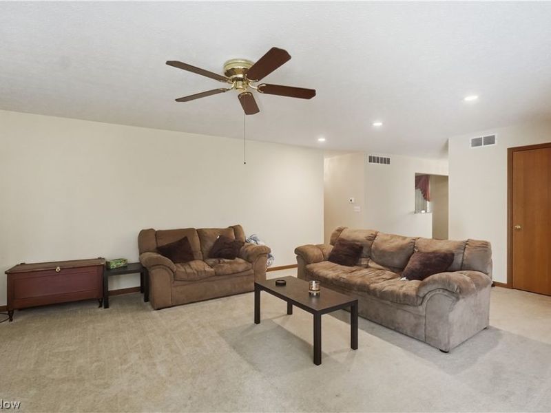 2006 Stoneridge Court, Ashland, OH 44805 Photo 4