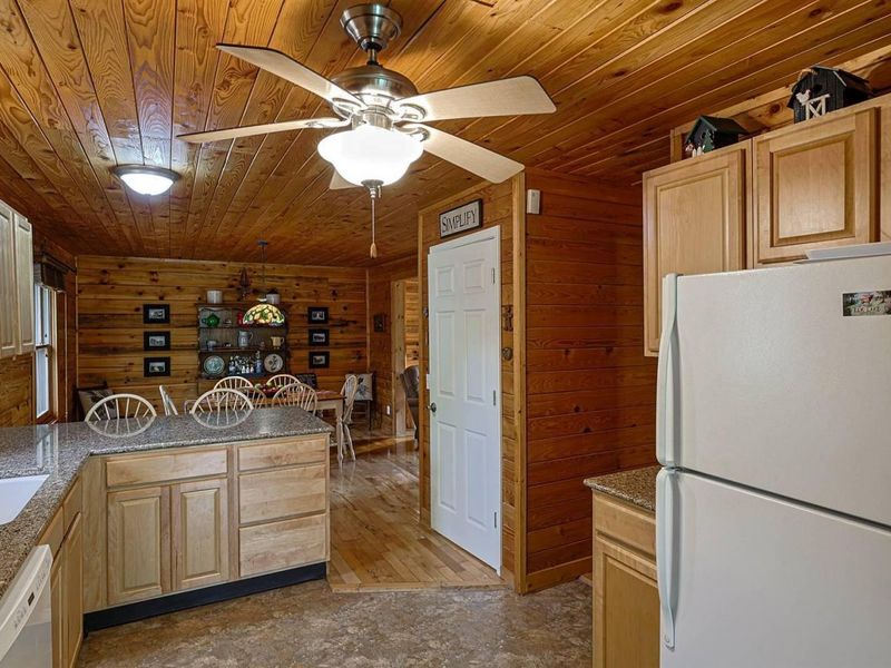 445 Elk Lake Resort Road, Unit 519-520, Owenton, KY 40359 Photo 10
