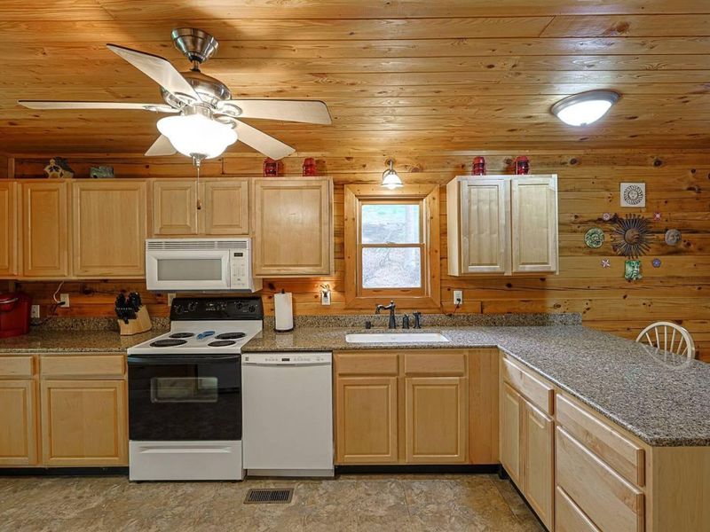 445 Elk Lake Resort Road, Unit 519-520, Owenton, KY 40359 Photo 9
