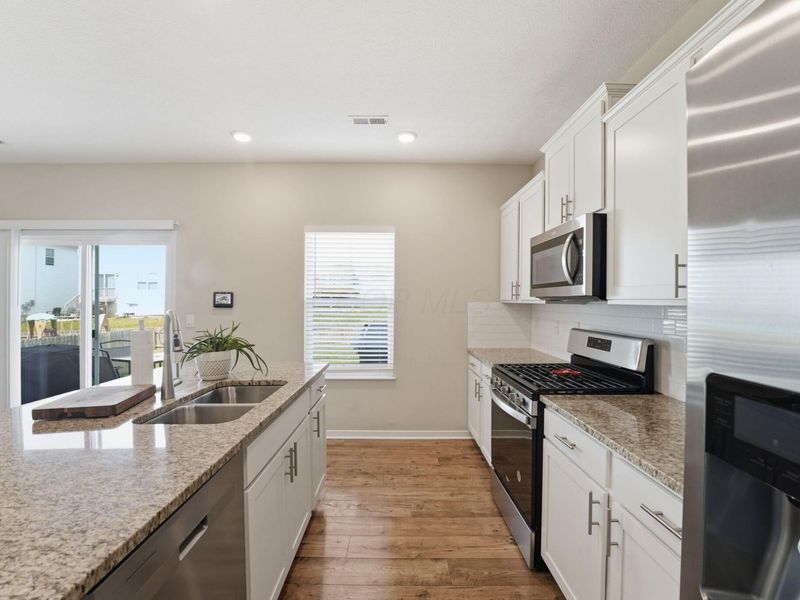 234 Sandburg Drive, Lithopolis, OH 43136 Photo 9
