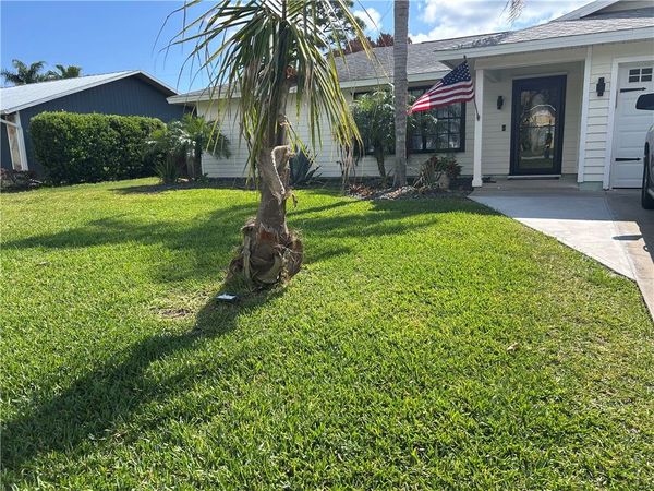160 9th Court, Vero Beach, FL 32962