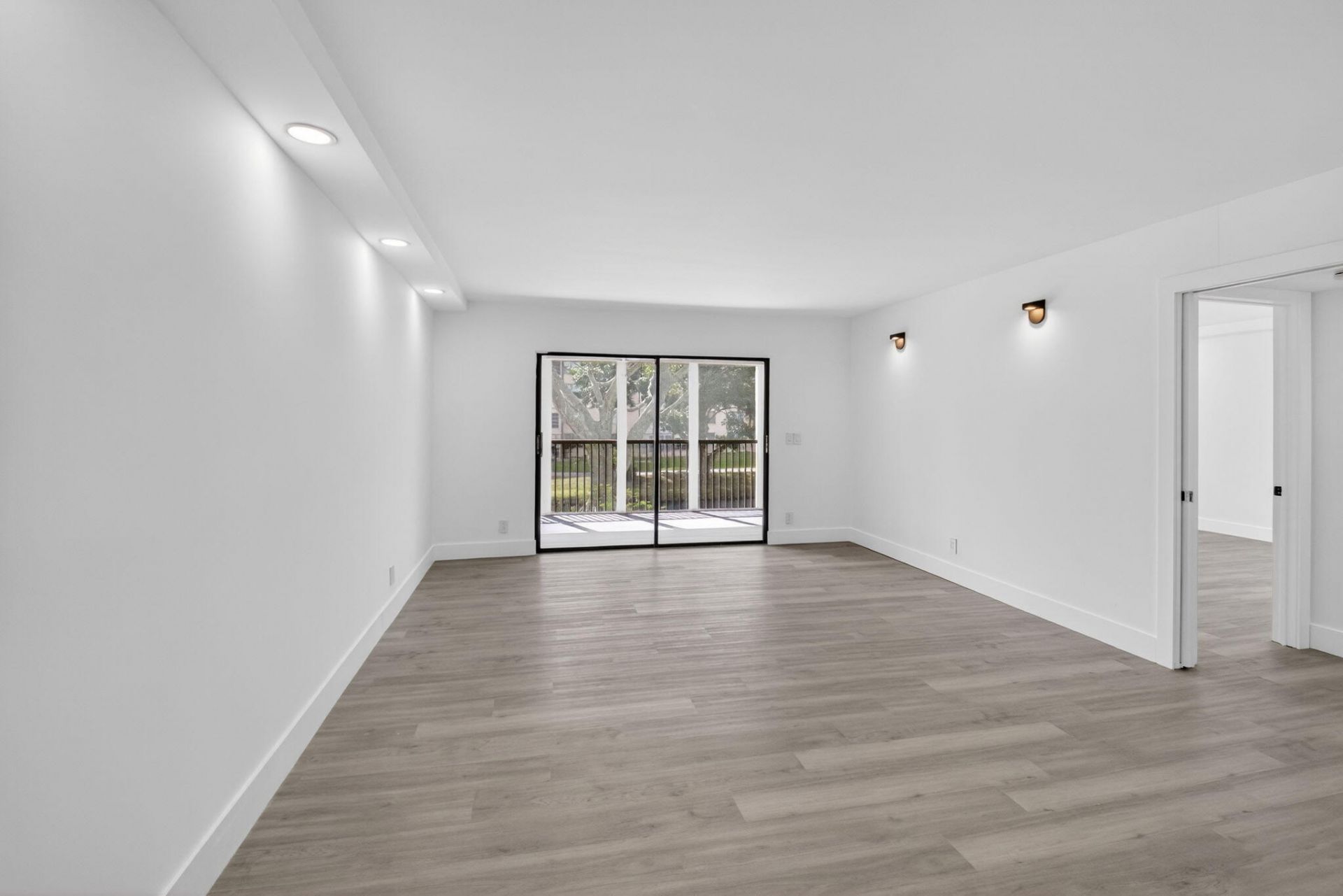 14475 Strathmore Lane, Unit 208, Delray Beach, FL 33446 Photo