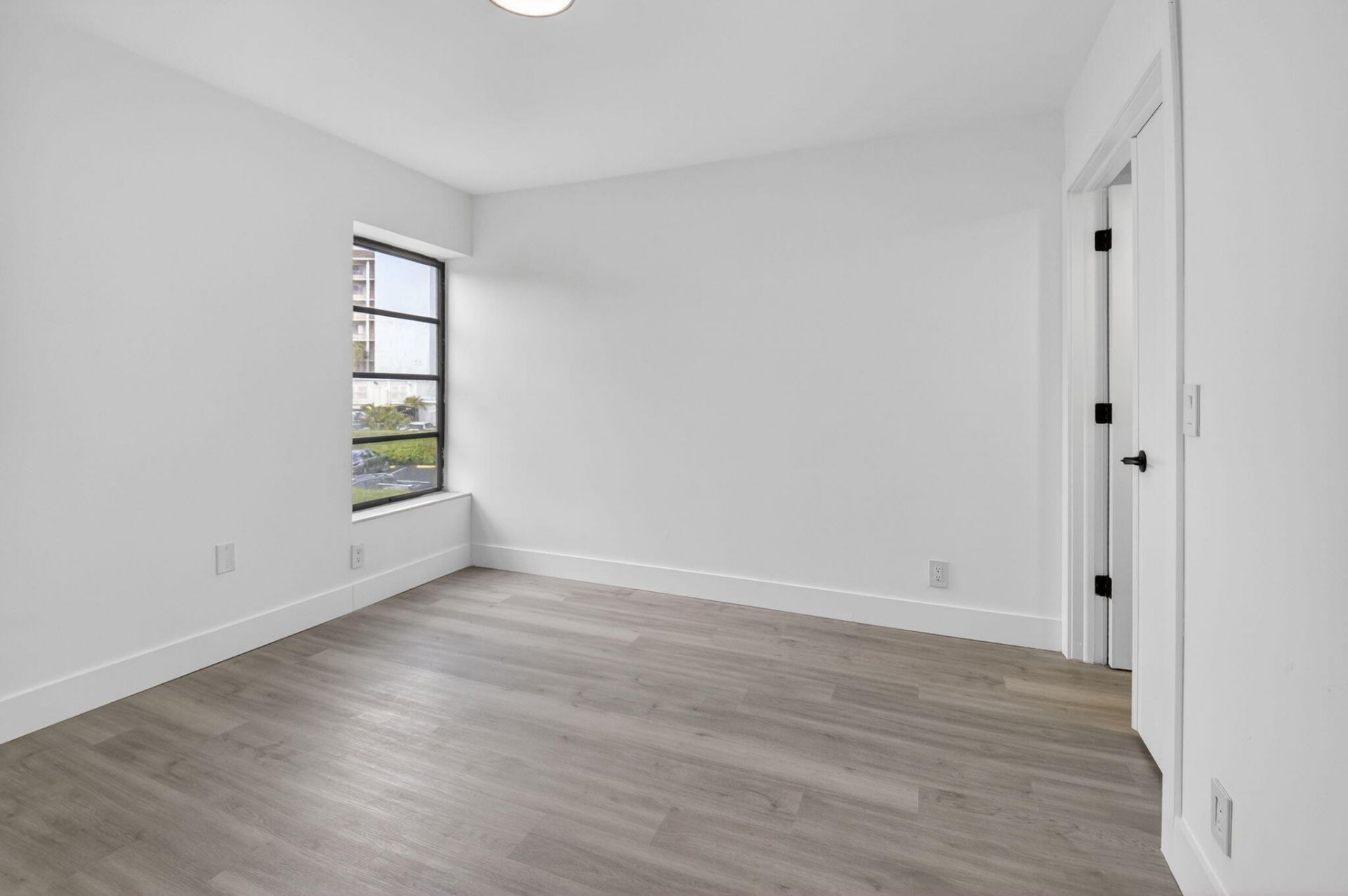 14475 Strathmore Lane, Unit 208, Delray Beach, FL 33446 Photo