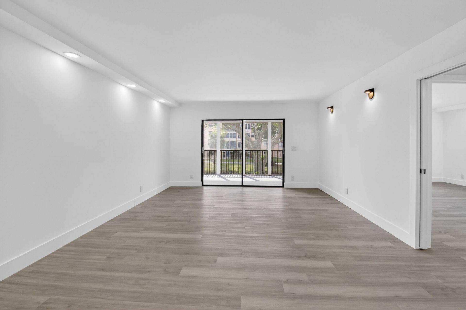 14475 Strathmore Lane, Unit 208, Delray Beach, FL 33446 Photo