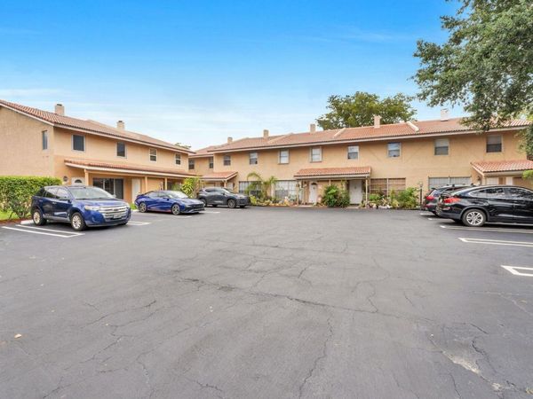 4295 Coral Springs Drive, Unit 3c, Coral Springs, FL 33065
