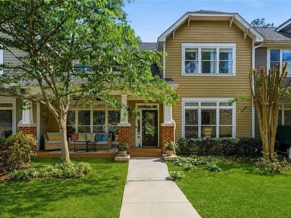 815 Freedom Lane, Roswell, GA 30075
