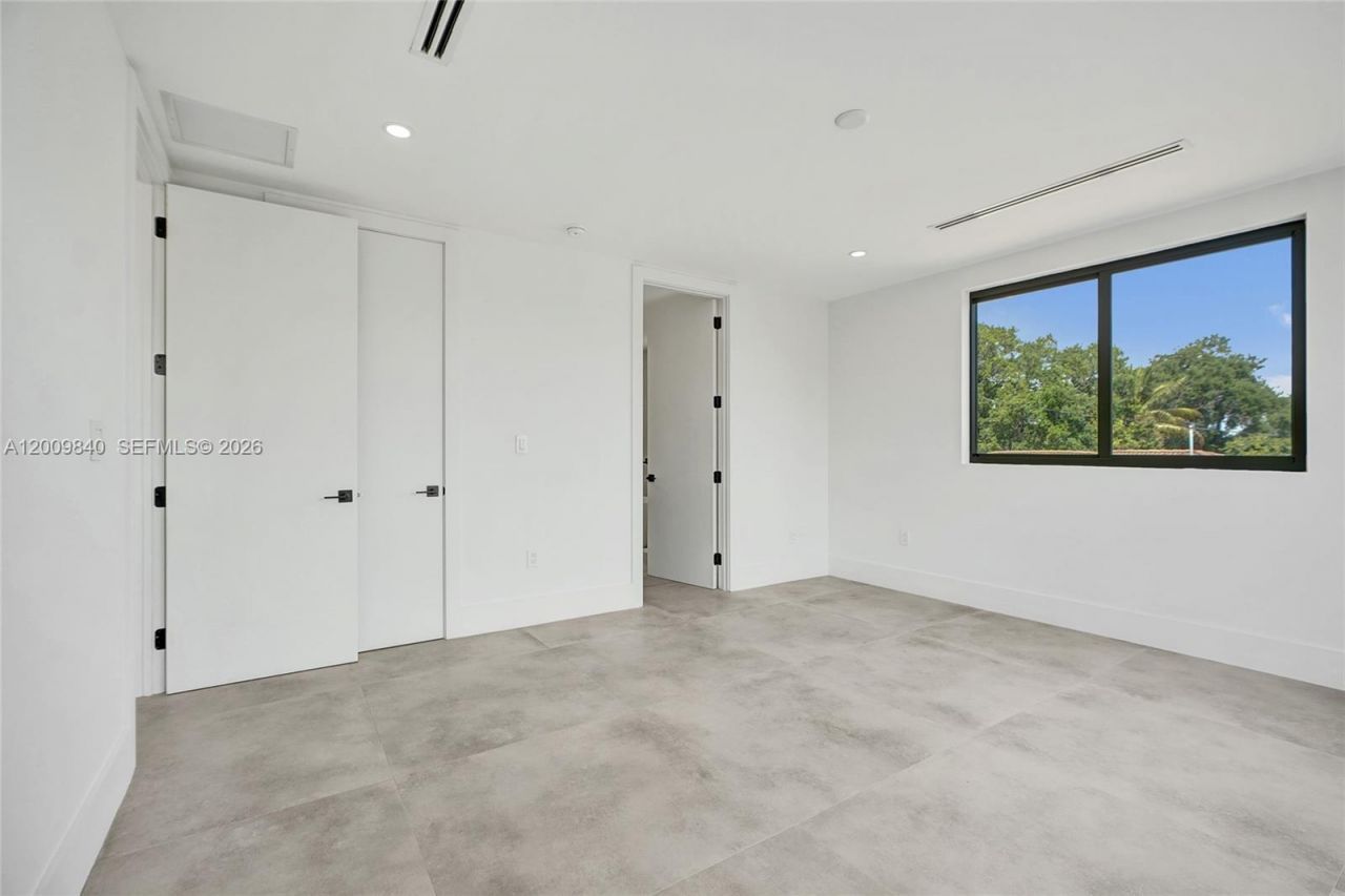 2411 SW 16th Terrace , Unit A, Miami, FL 33145 Photo