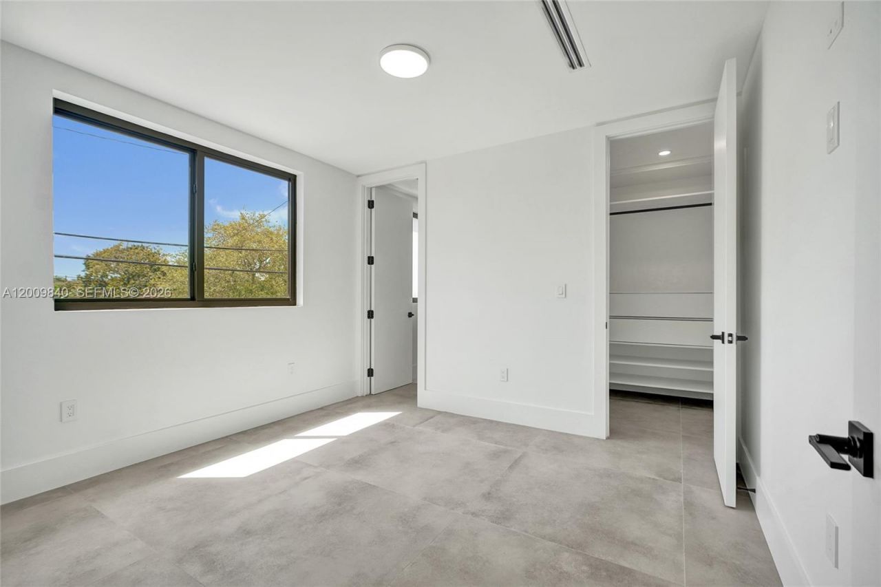 2411 SW 16th Terrace , Unit A, Miami, FL 33145 Photo