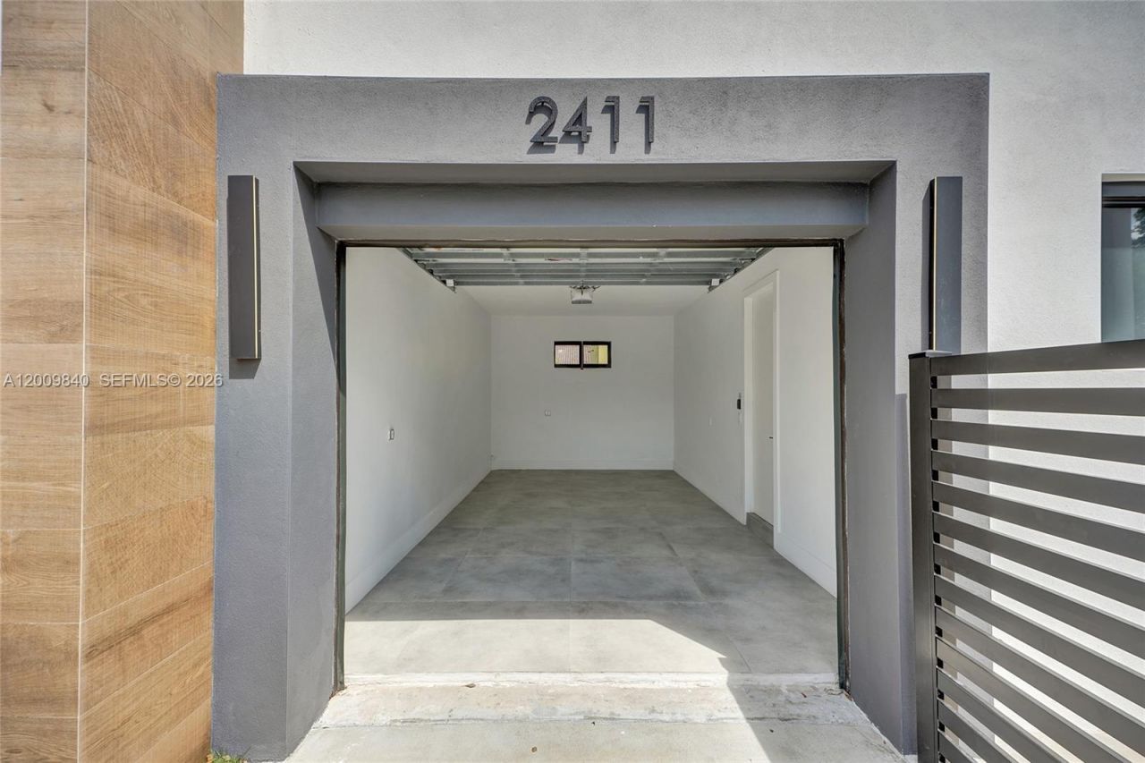 2411 SW 16th Terrace , Unit A, Miami, FL 33145 Photo