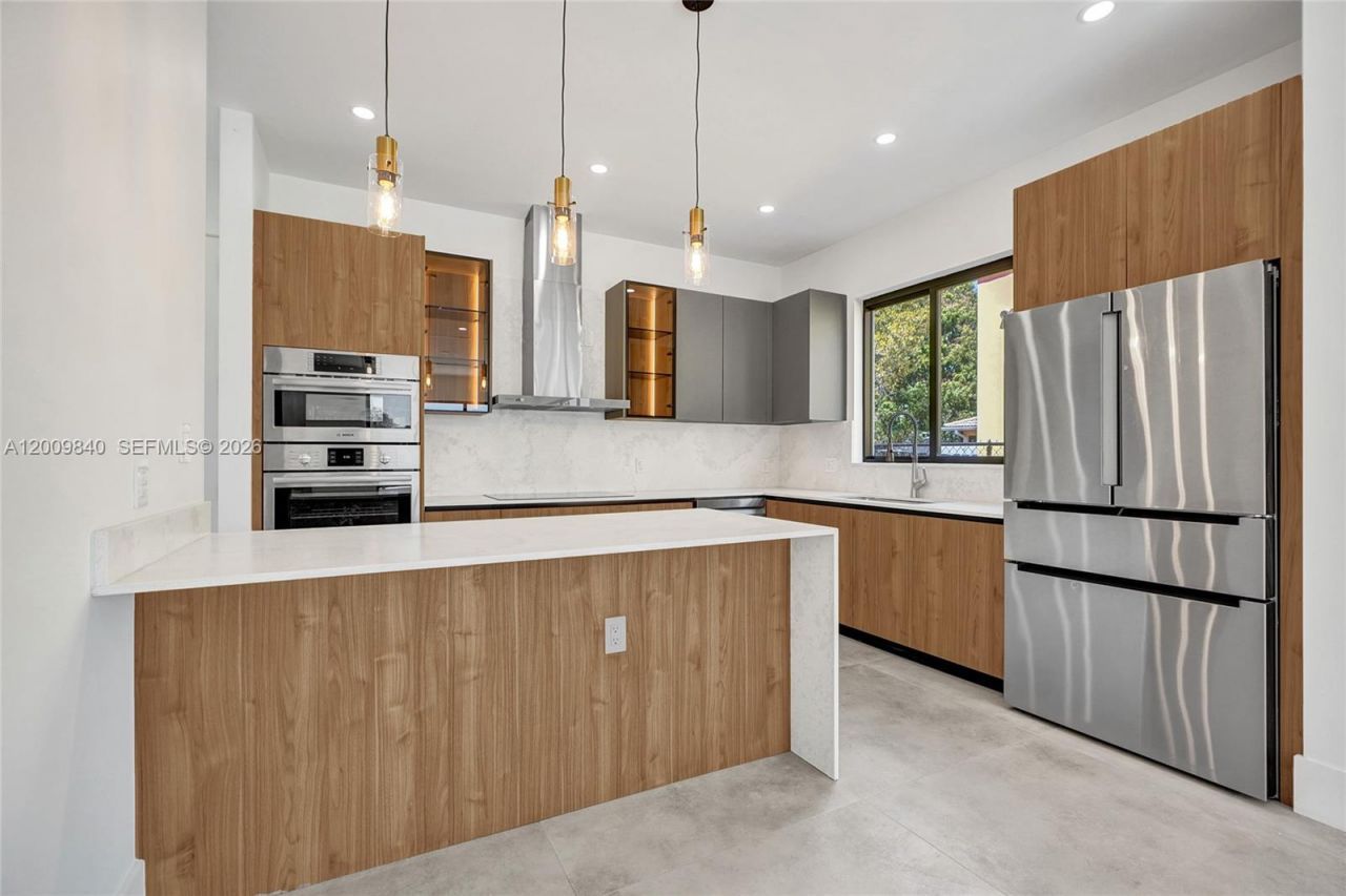 2411 SW 16th Terrace , Unit A, Miami, FL 33145 Photo