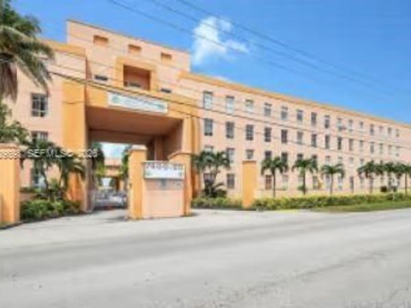 7420 W 20th Ave , Unit 154, Hialeah, FL 33016
