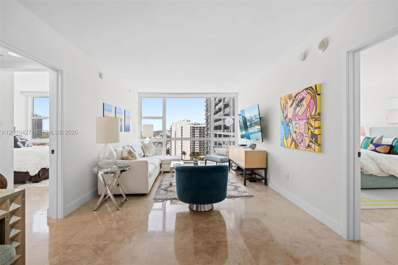 6801 Collins , Unit 1215, Miami Beach, FL 33141 Photo