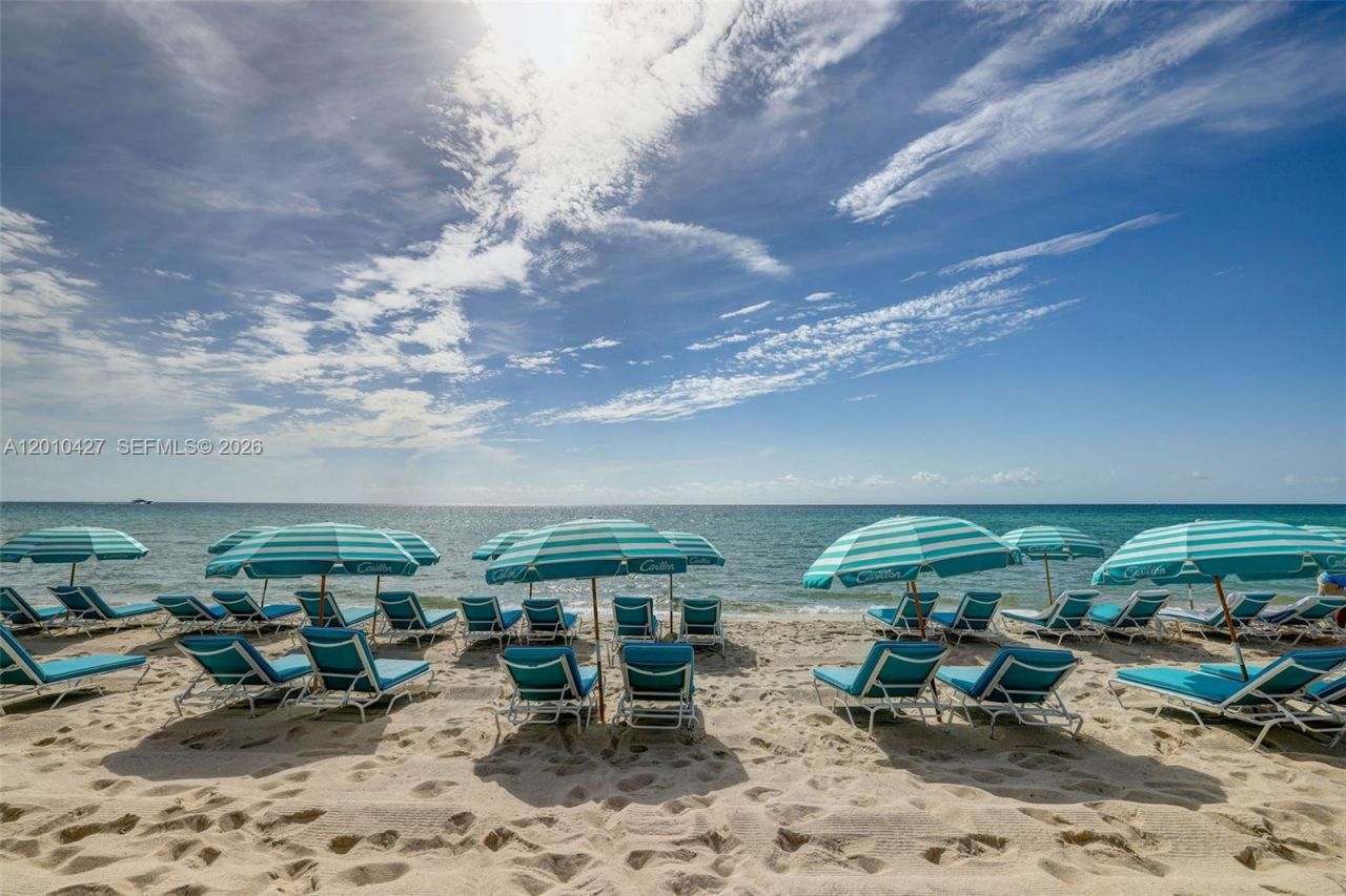 6801 Collins , Unit 1215, Miami Beach, FL 33141 Photo