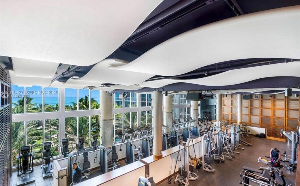 6801 Collins Ave, Unit 1215, Miami Beach, FL 33141 Photo
