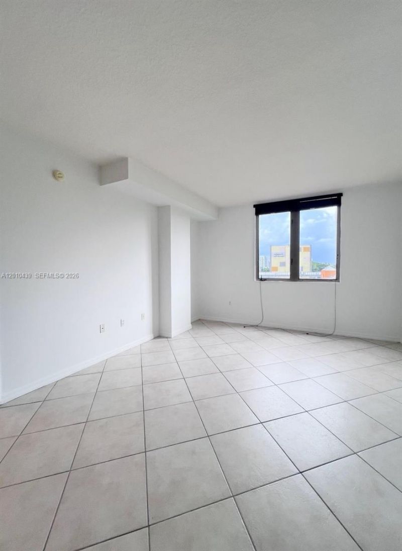 2630 SW 28th St , Unit 49, Miami, FL 33133 Photo