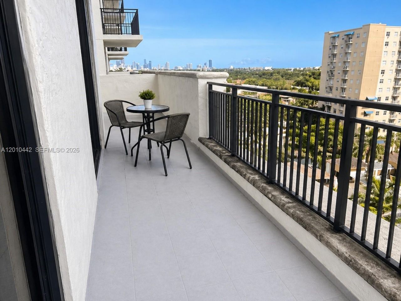 888 S Douglas Rd, Unit 1602, Coral Gables, FL 33134 Photo