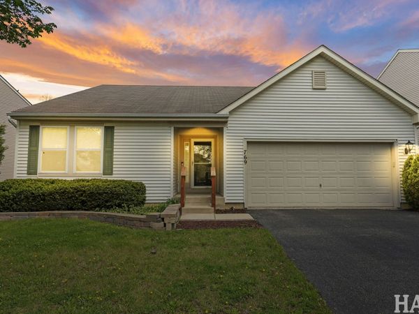 769 Beethoven Street , Volo, IL 60073