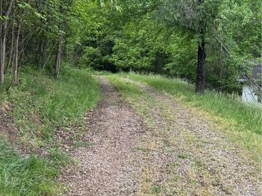 160 Margy Lane, South Charleston, WV 25309
