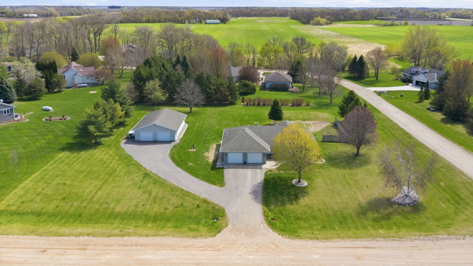 19388 Memory Circle, Hutchinson, MN 55350