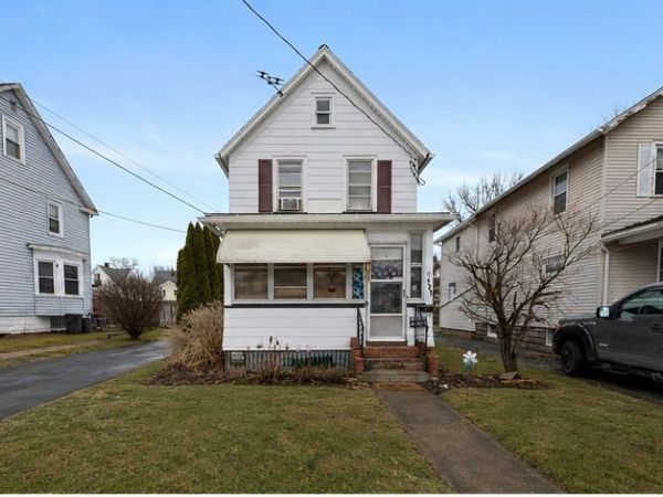 121 W Filbert Street , East Rochester, NY 14445