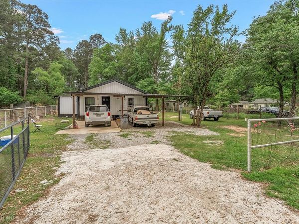 143 New Bethel Booker Road , Benton, LA 71006