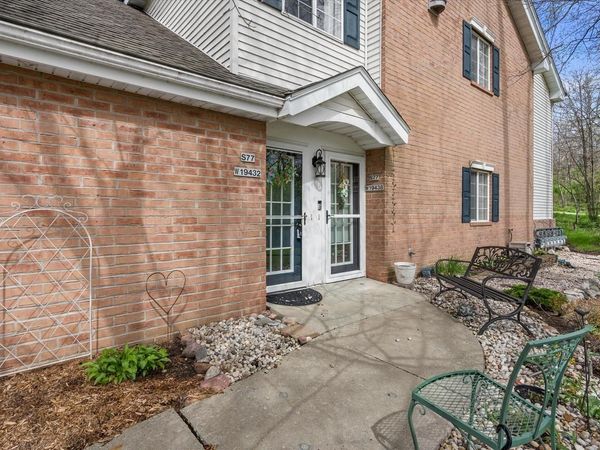 S77W19432 Lakewood DRIVE, Muskego, WI 53150