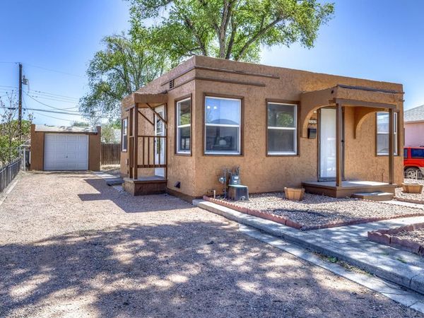 422 S Prairie Ave, Pueblo, CO 81005
